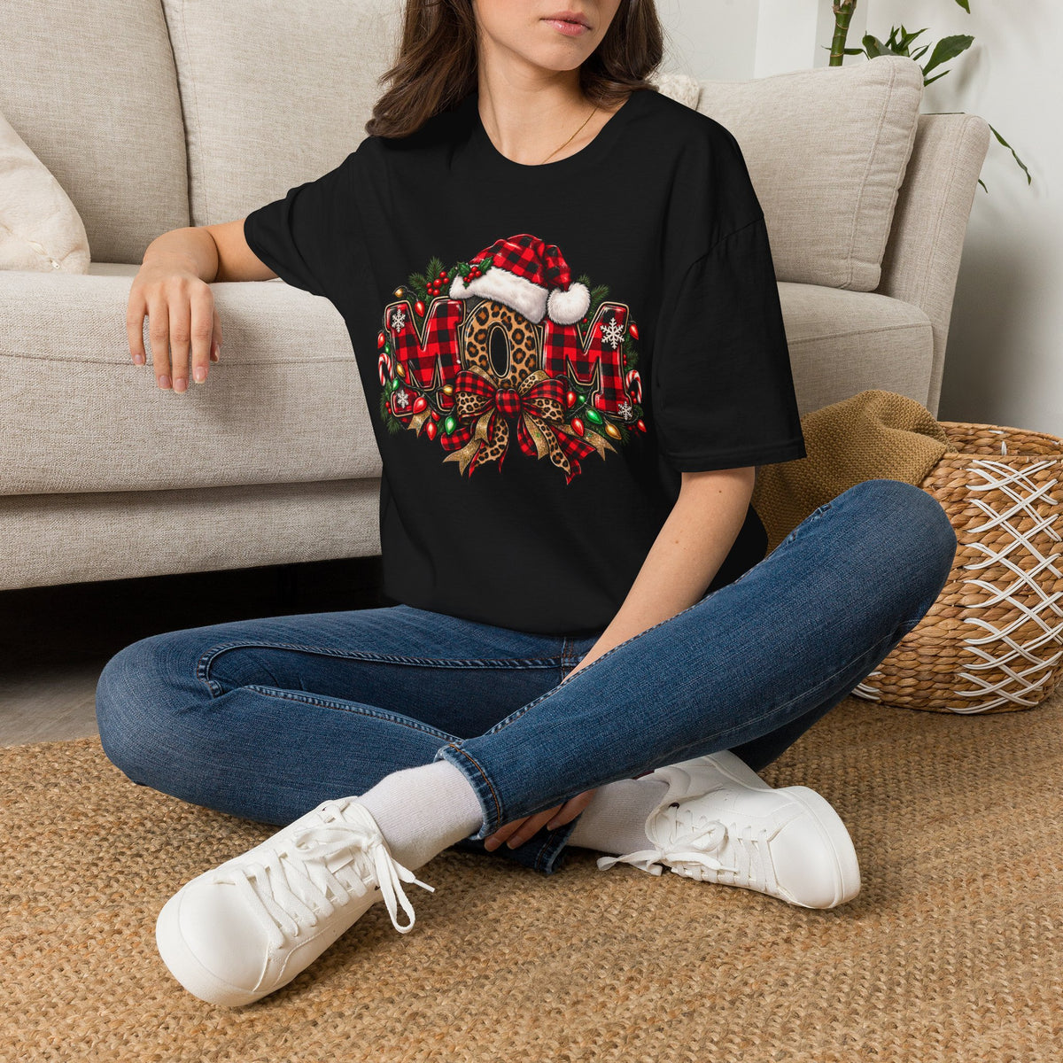 Christmas Mom T-Shirt – Holiday Plaid Santa Hat Café Design